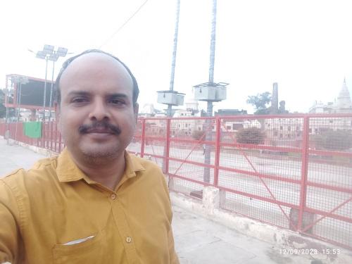 Padrauna Apartment | House