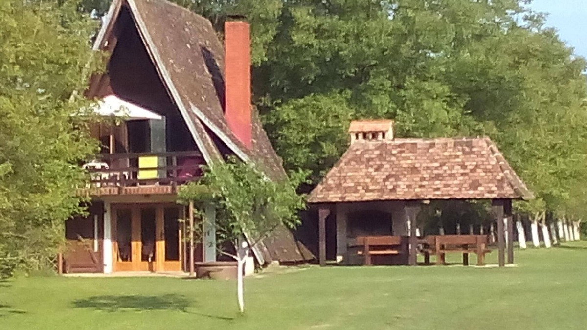 Sisak-Moslavina House | House in Puska with Private Parking