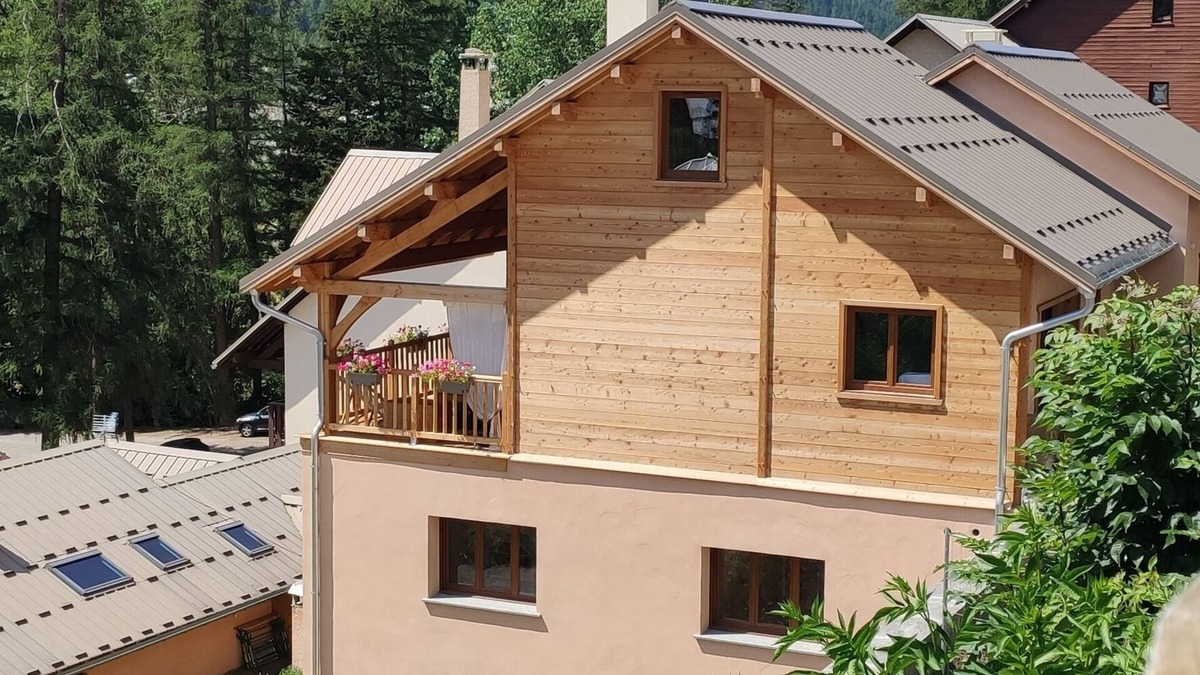Aiguilles House | House in the heart of the village of Aiguilles. Ideal for exploring the Queyras