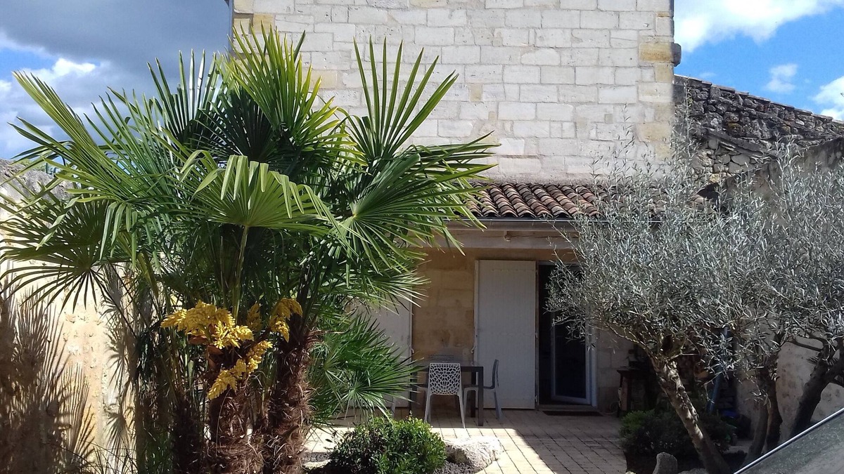 Cabara House | House in the heart of the village