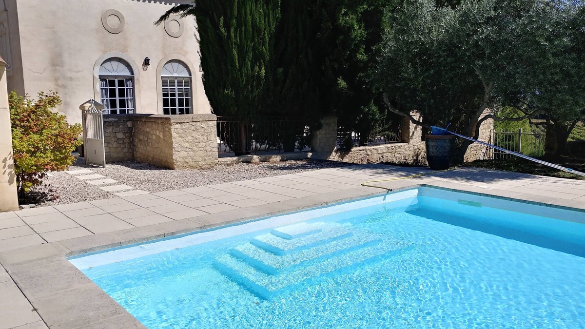 Grambois House | House in the Luberon park, exceptional setting with 16m pool Absolute peace and quiet