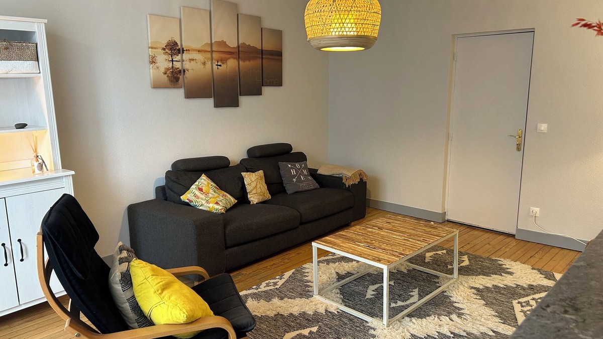 Montguyon House | House in the village