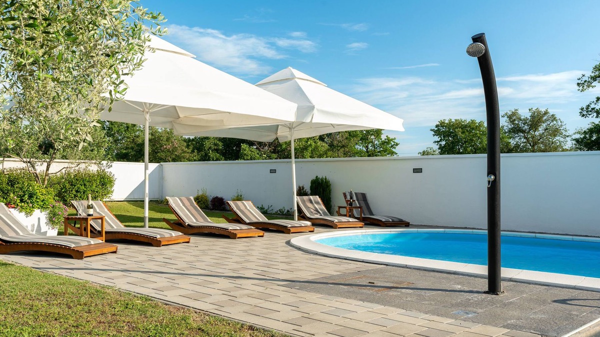 Galovac House | House Leonardo (V9011-K1) - Galovac