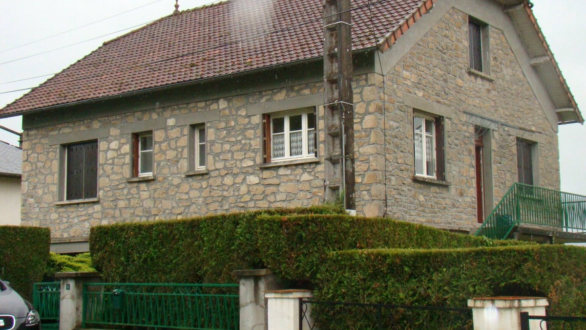 Chamboulive House | House located 400 m from the village center Chamboulive, quiet