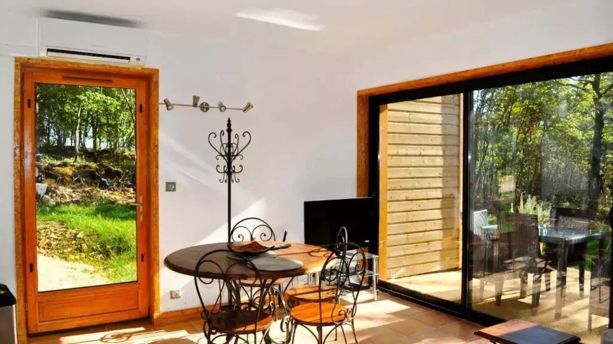 Sorges-et-Ligueux-en-Perigord Villa | House Longère 3 Rooms 5/6 People