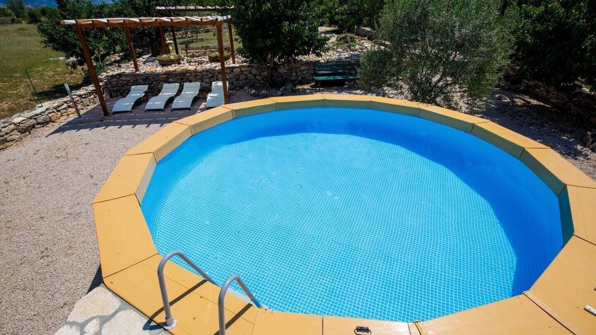 Oklaj House | House Mala kuća (118601-K1) - Oklaj