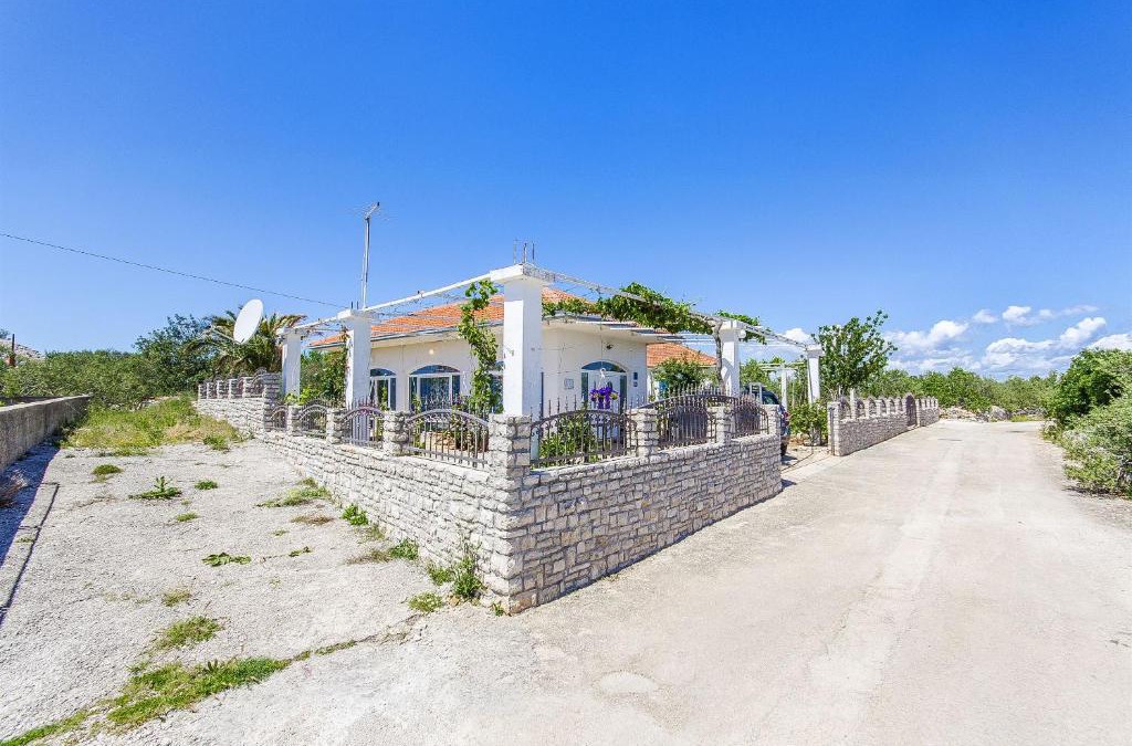 Cove Donja Krusica (Donje selo) House | House Mladen