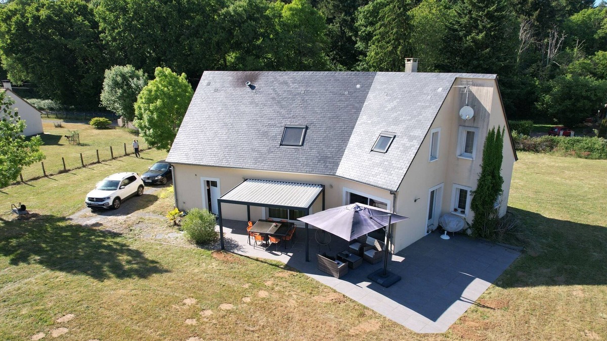 Montfort-le-Gesnois House | House near Le Mans Circuit with Garden