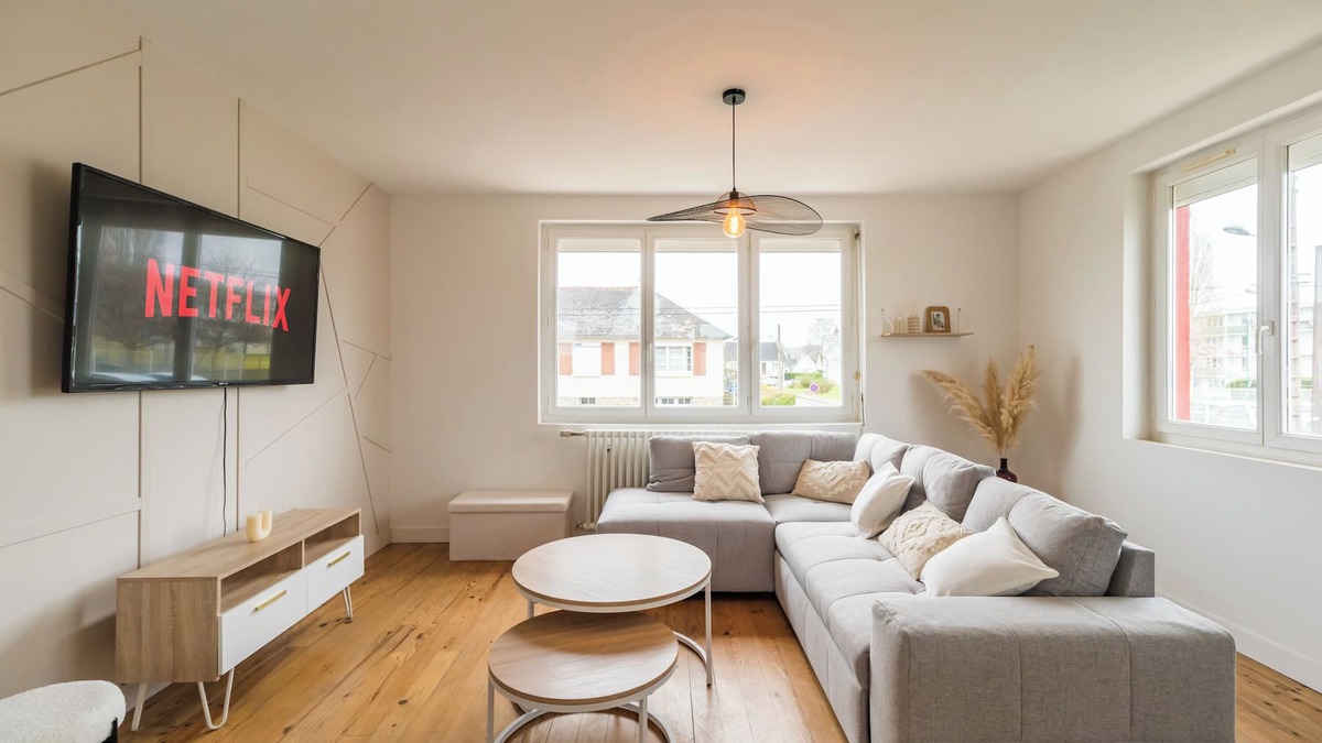Guingamp House | House near town center with garden