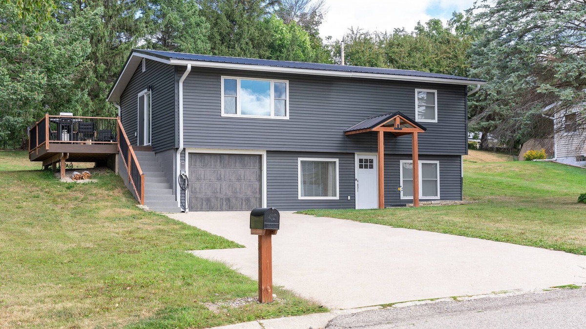 Decorah House | House near Trout Run Trail w/EV charger