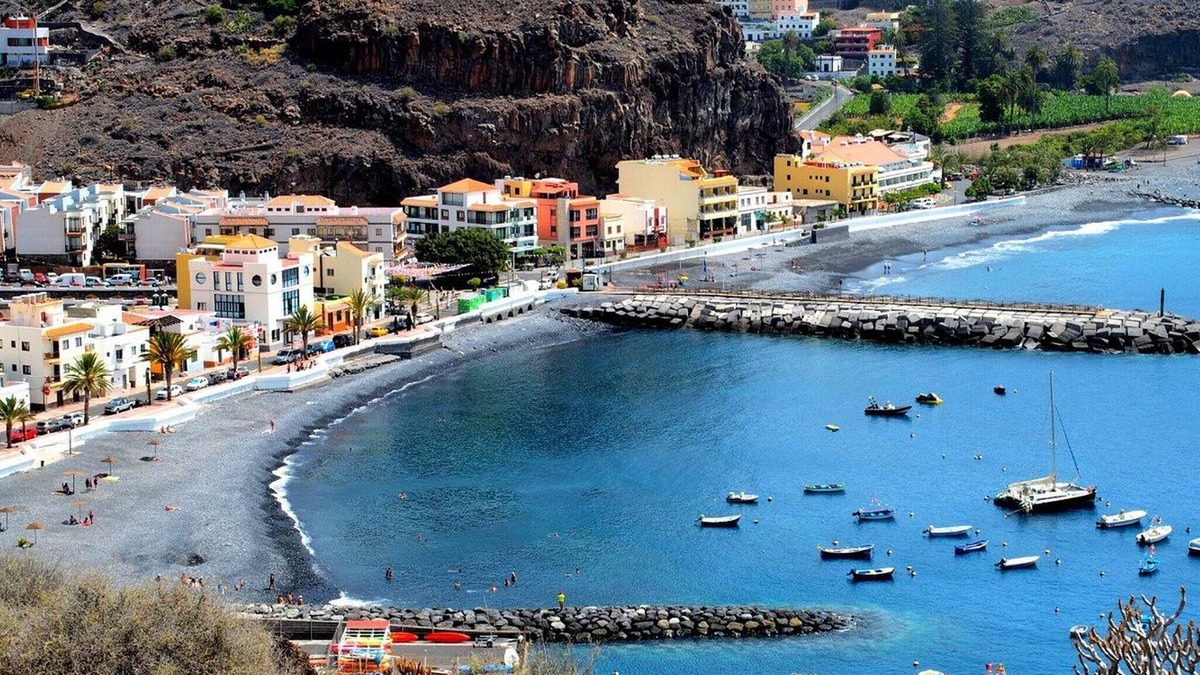 Alajero House | House Niebla In The Center Of Alajeró