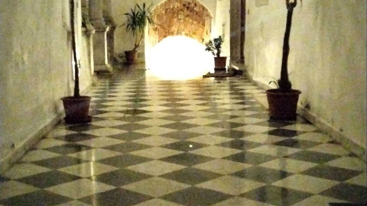 Carrara Villa | House of Artists-aquilotto