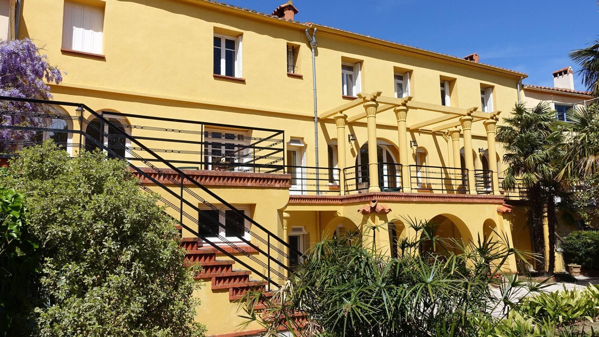 Laroque-des-Alberes House | House of exception with garden and pool in the heart of Laroque des Alberes