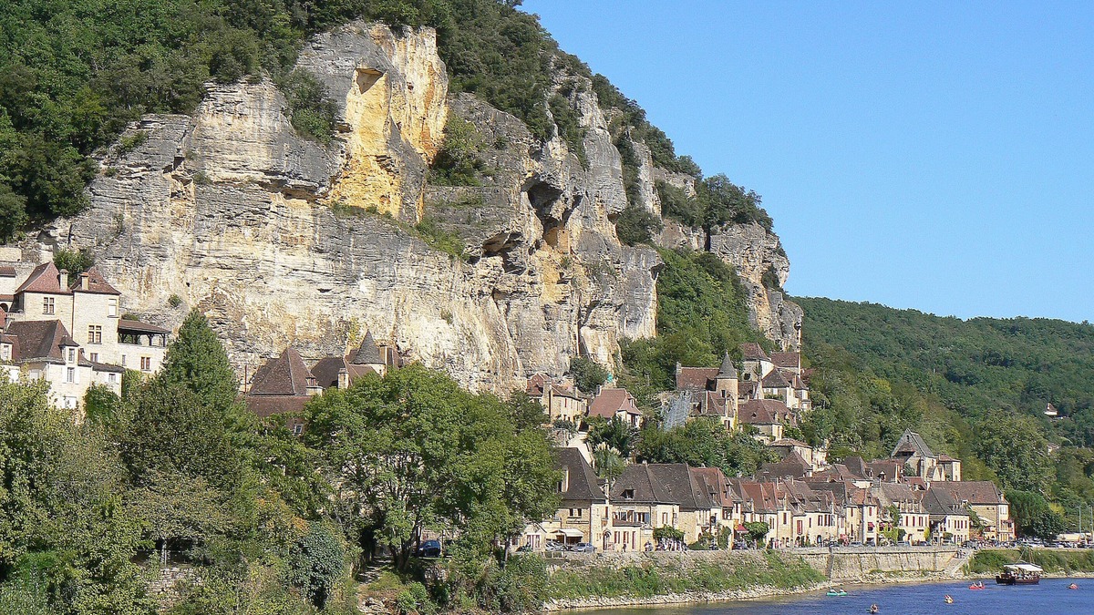 Saint-Aubin-de-Nabirat House | HOUSE OF CHARACTER - 4* WITH SWIMMING POOL- 4 /6 PEOPLE- NEAR SARLAT
