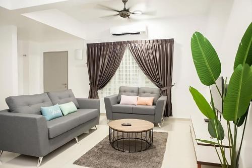 Kuala Selangor Apartment | House of Happiness Cozy New Homestay in Prime Kuala Selangor