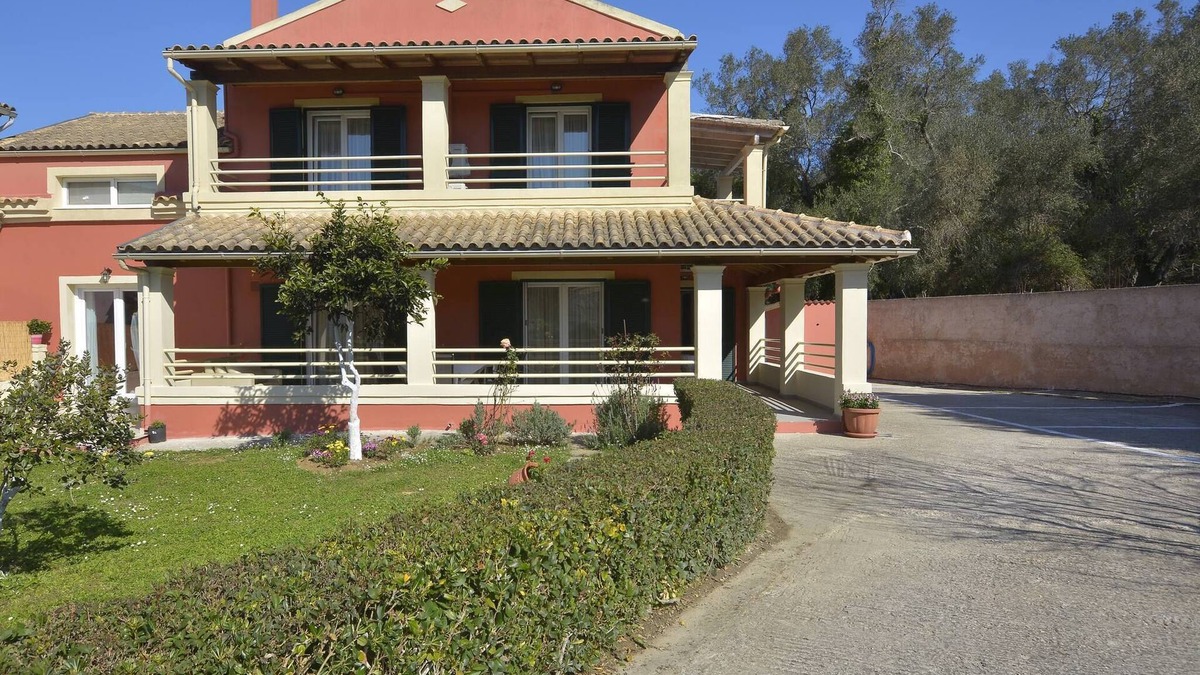 Corfu House | House of Margaritas Agios Prokopios Corfu