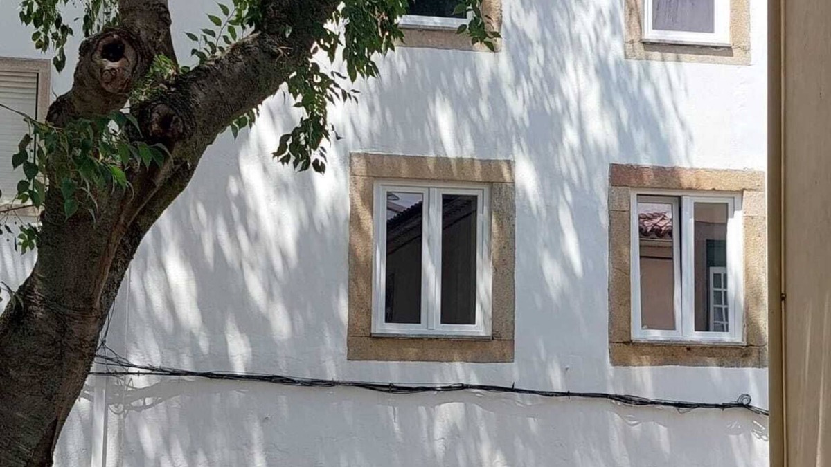 Castelo Branco House | House of Pottery - your home away from home!