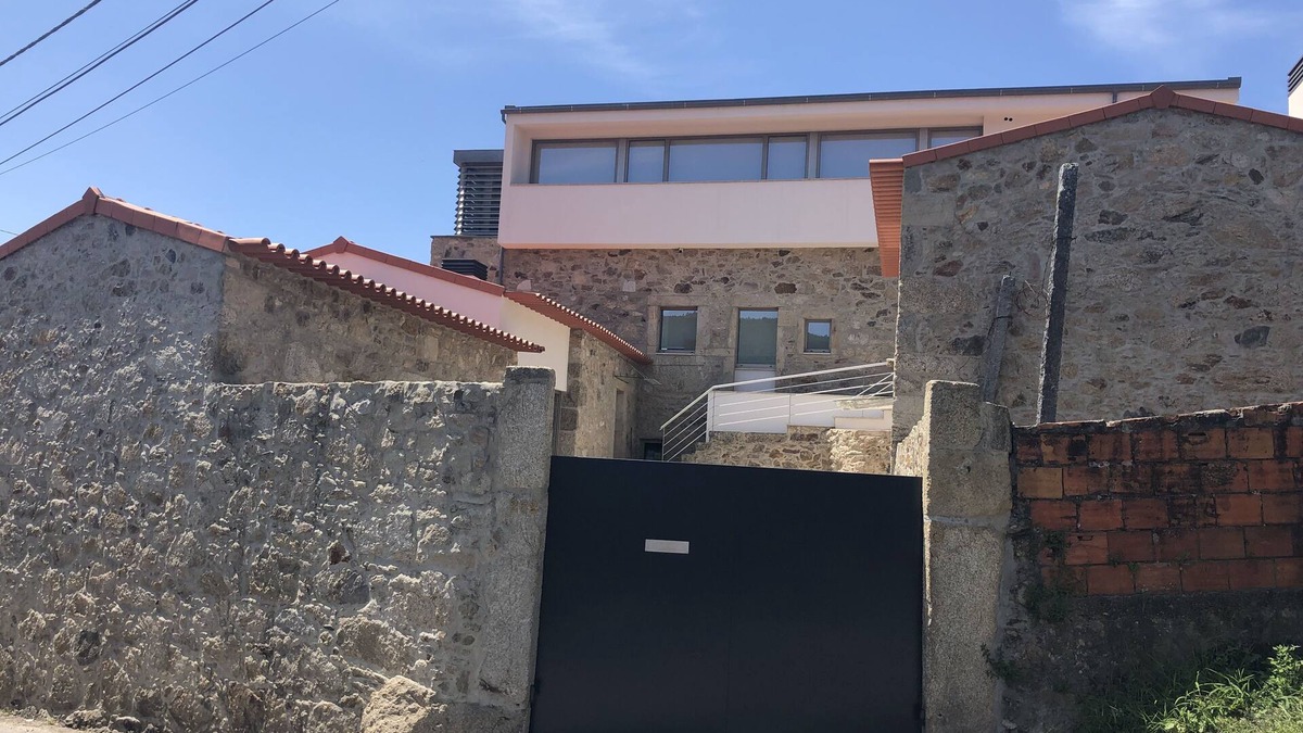 Oliveira De Azemeis House | House of Quinteiro de Azagães