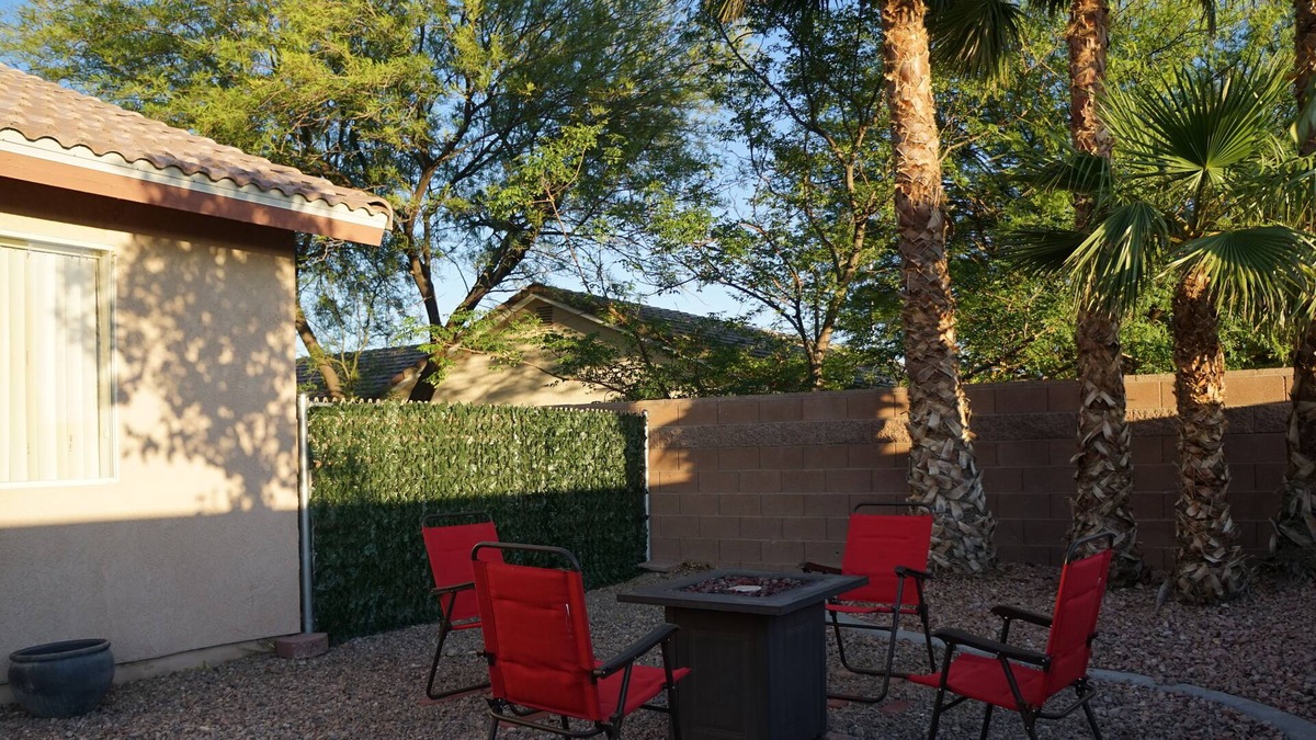 Pahrump House | House of the Vineyards by the Pahrump Winery