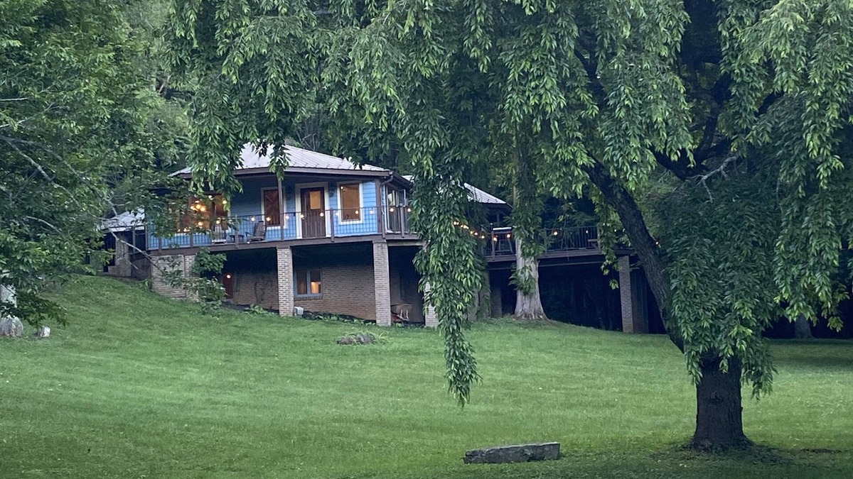 Boone House | House on Creek, Huge Deck, Gorgeous Property with Pond, 5 min to Downtown Boone