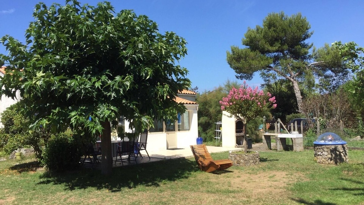 Saint-Georges-d'Oleron House | House on 1,700 m² of wooded and enclosed land very quiet and close to the sea