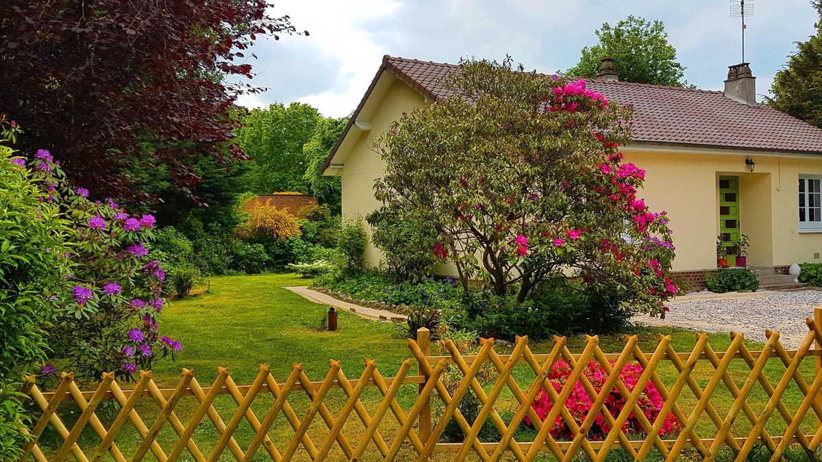 Varengeville-sur-Mer Cottage | HOUSE ON GARDEN OF CHARM IN THE VILLAGE GARDEN OF VARENGEVILLE ON SEA