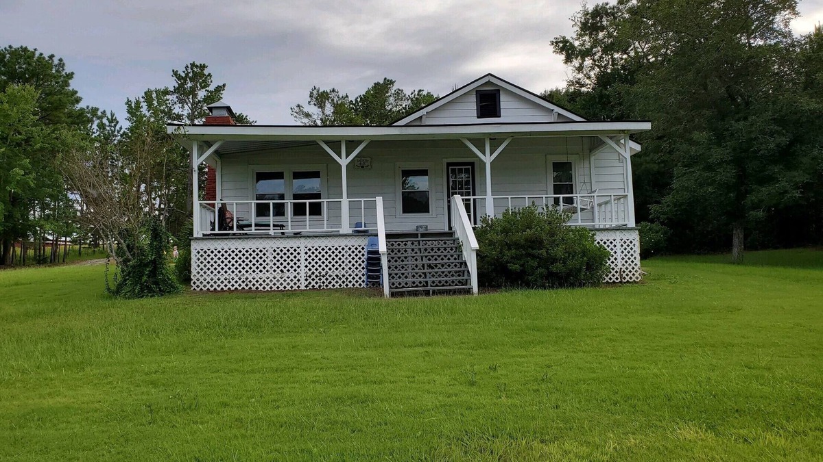 Opelika House | House on lake