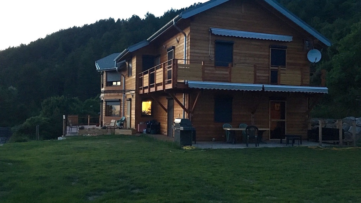 La Batie-Neuve House | House on the heights