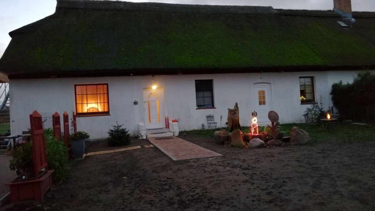 Salchow Apartment | House on the Peenebach