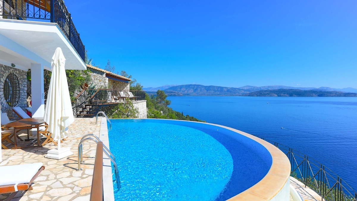 Katavolos Villa | House on the Rocks: Stunning views, Luxury, amazing private pool