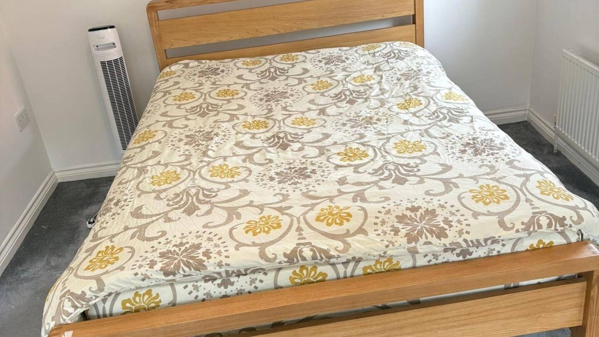 Manchester House | House - Sleeps 5, Private Parking & Pets Allowed