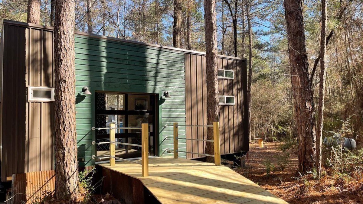 Hattiesburg House | House - The Fais Do Do