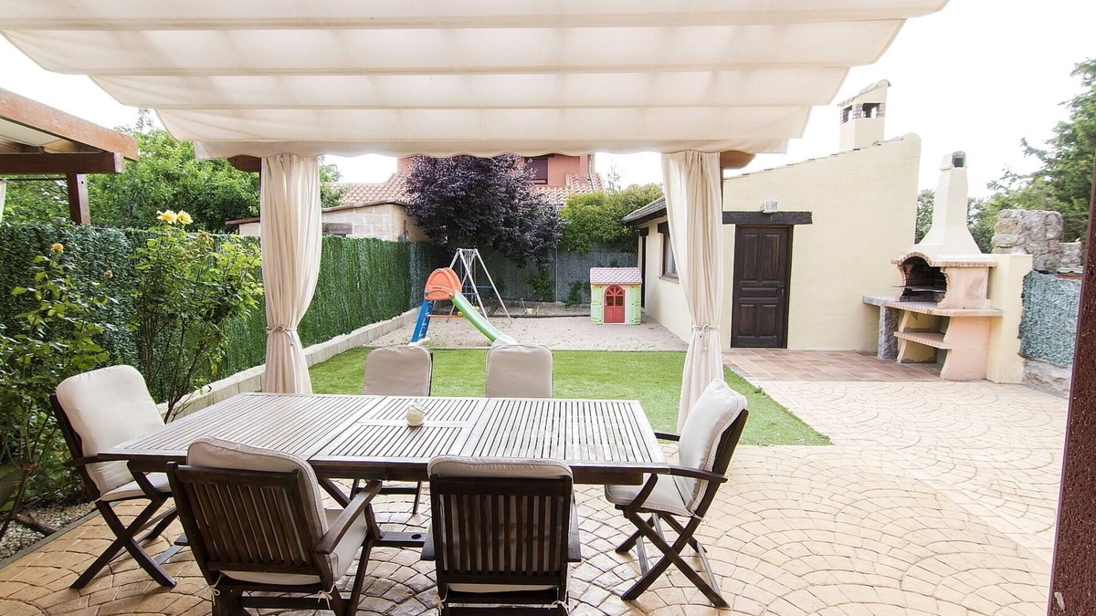 Revenga Cottage | House to enjoy with family and friends just 8 minutes from downtown Segovia.