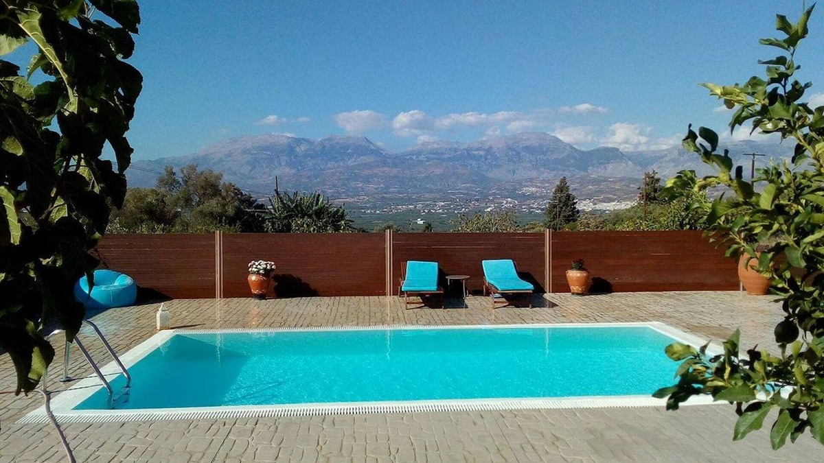 Sivas House | House Veggera - private swimming pool