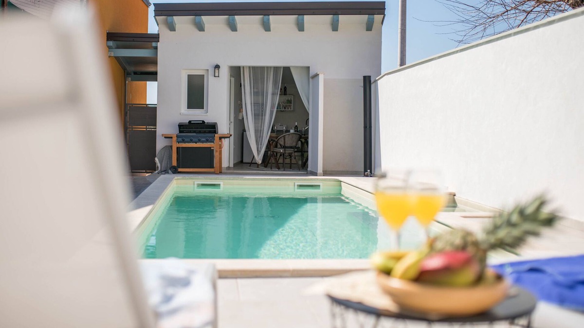 Fiorini House | House Villa Caterina with pool