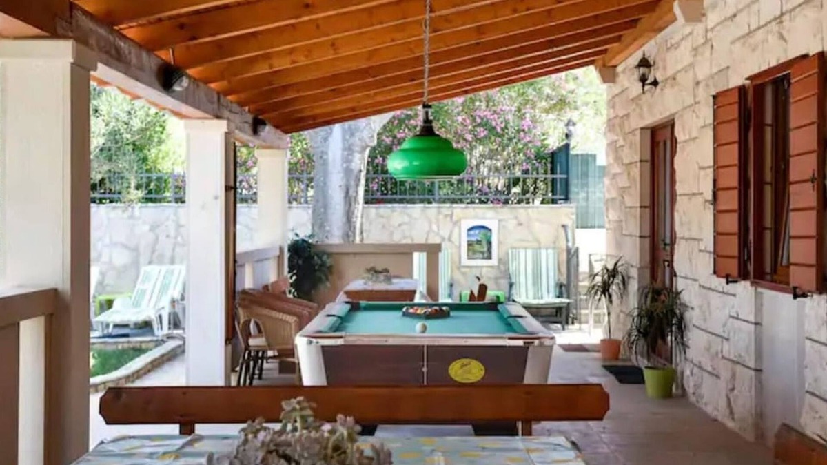 Dol House | House Villa Dore (91831-K1) - Skrip