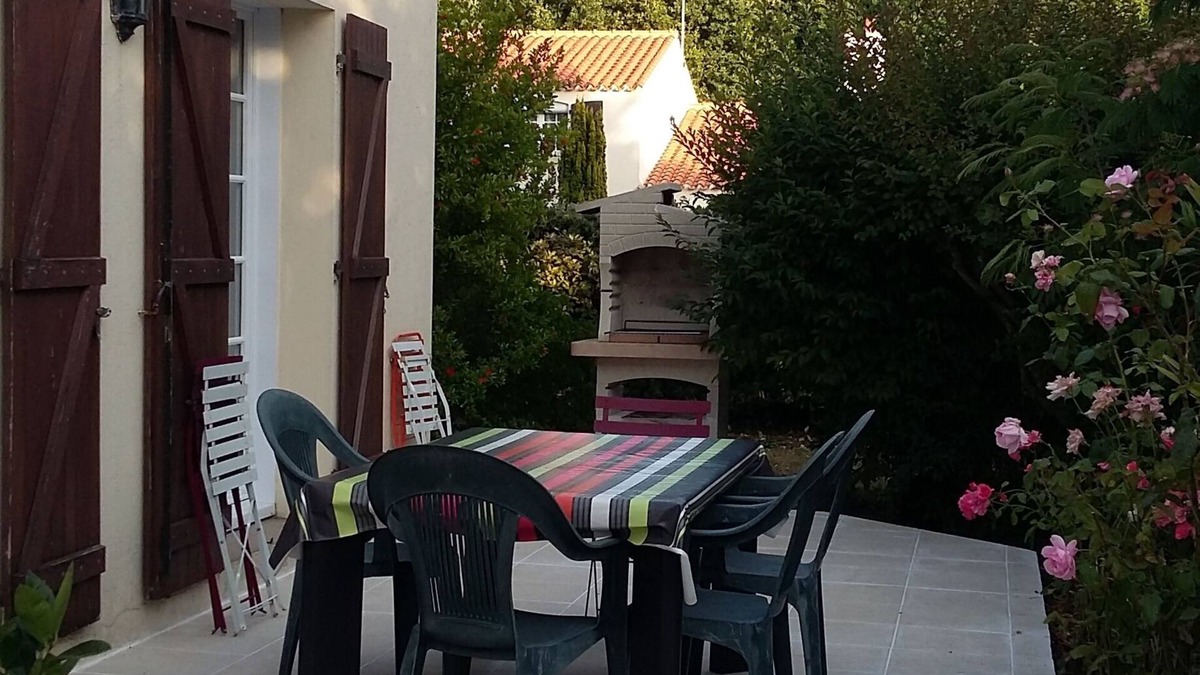 Vaire House | House/Villa - Vairé