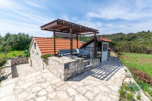 Kneza House | House Vinko