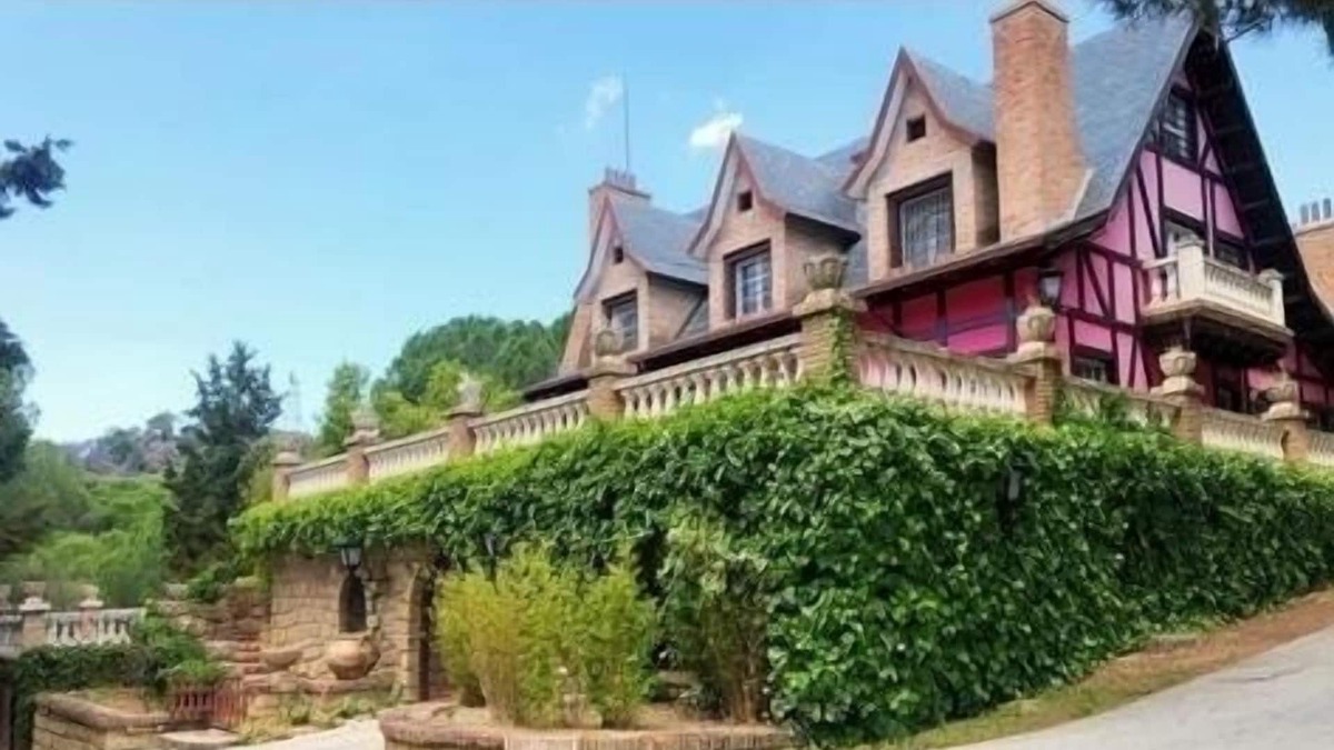 Cadalso de los Vidrios House | House with swimming pool, paddle and 25 hectares for 11 persons