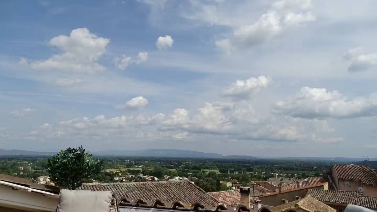 Chateauneuf-de-Gadagne House | House with panoramic terrace