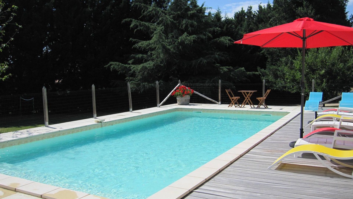 Mauzac-et-Grand-Castang House | House with heated swimming pool on 3000 M² fenced plot in Mauzac Périgord