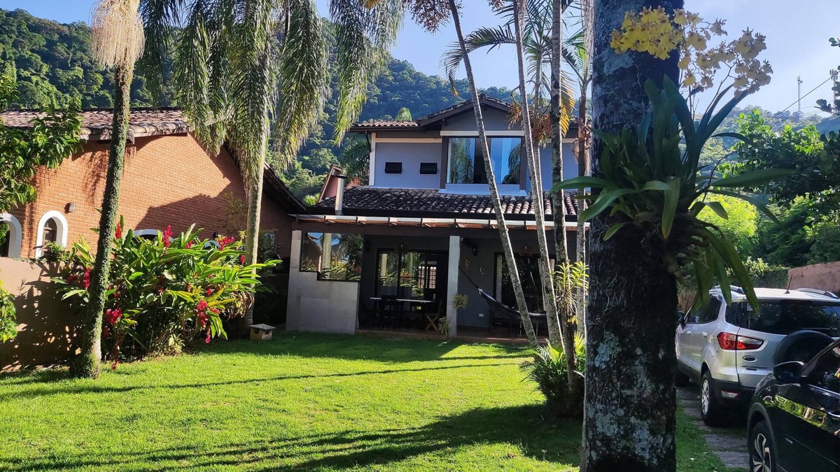 Barequecaba House | House With 3 Bedrooms, 100m from Guaecá Beach