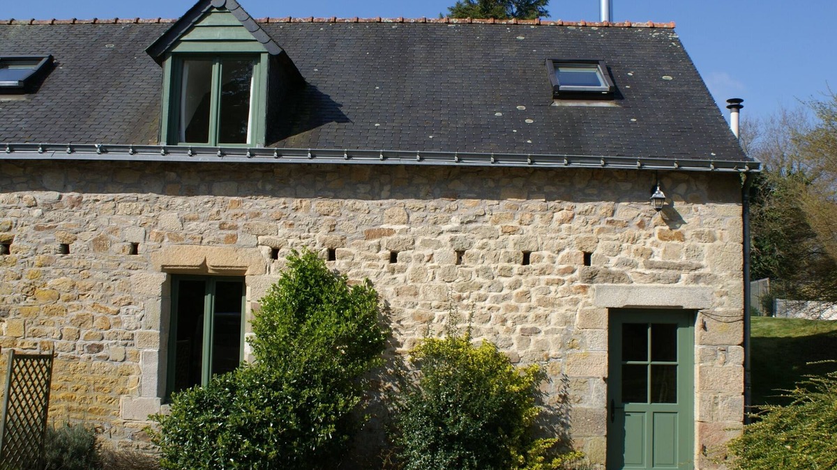 Ploerdut House | House with 6 beds with a plot of about 1 hectare and a heated pool