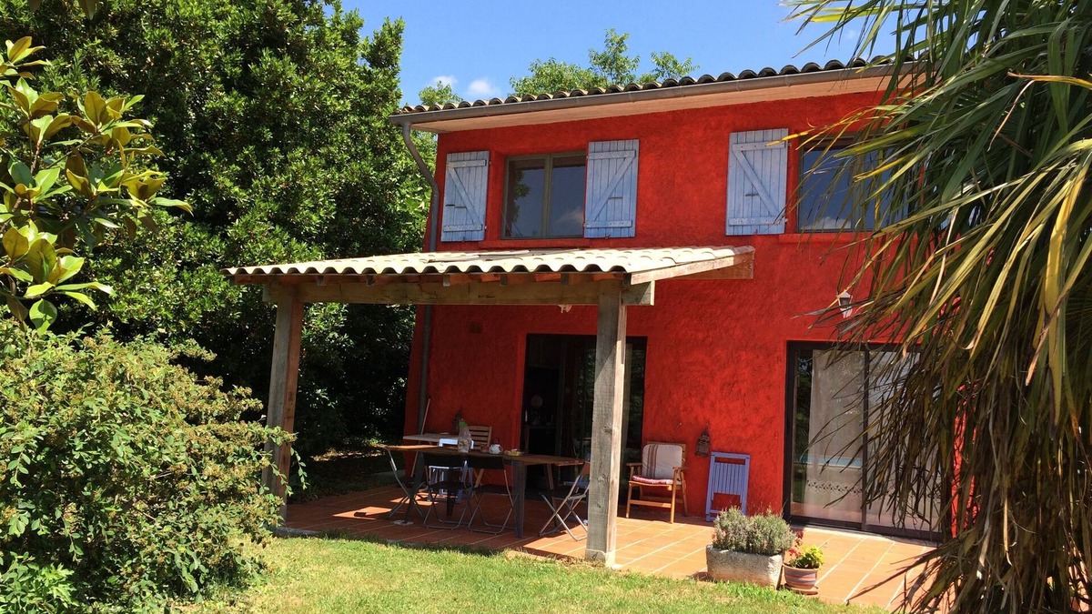 Avignonet-Lauragais House | house with swimming pool on the Lauragais hills.