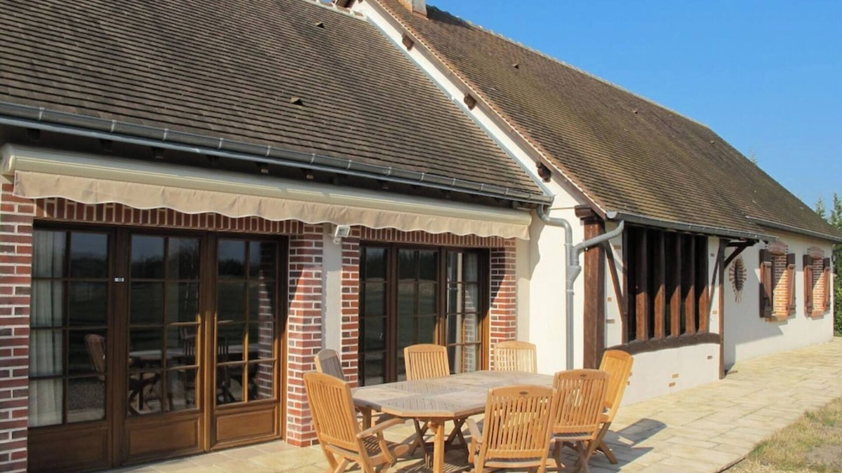 Fontaines-en-Sologne House | House with private pool on a property with fishing ponds and tennis court