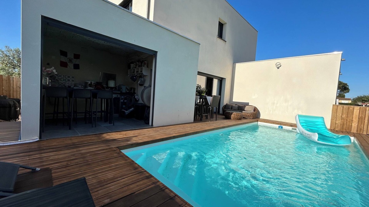 Sainte-Marie-Plage Villa | House with private villa, beach 400 metres away