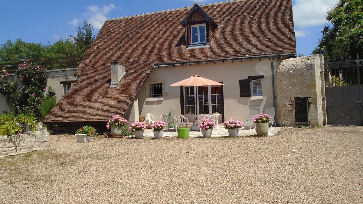 Lussault-sur-Loire House | House with garden
