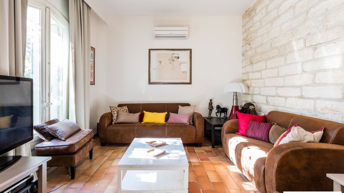 Aiguelongue House | House with garden, air conditioning and parking spaces in Aiguelongue