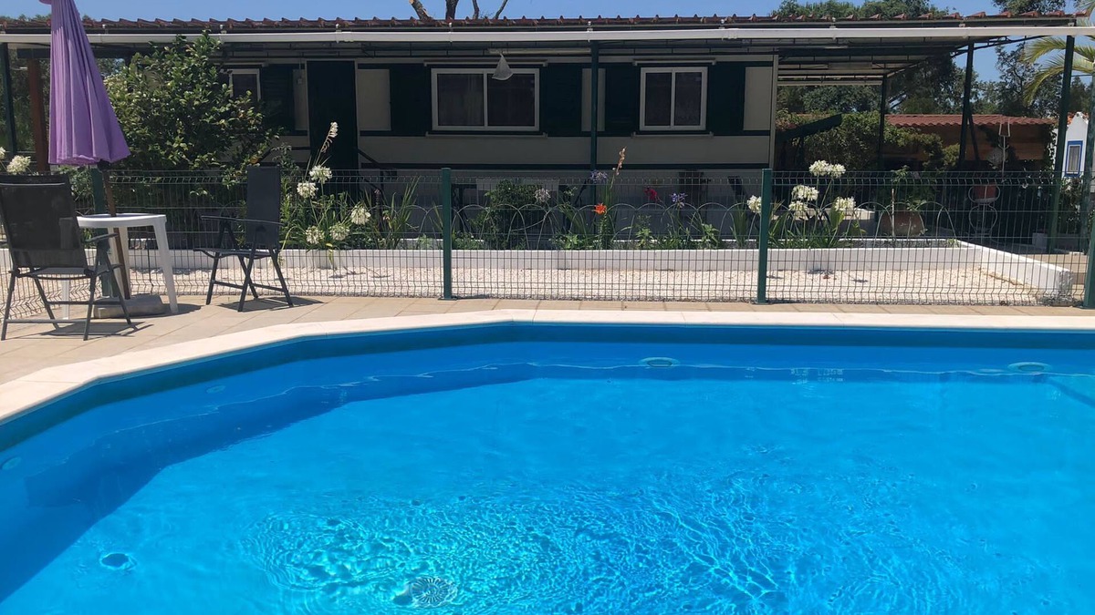 Melides House | House with garden