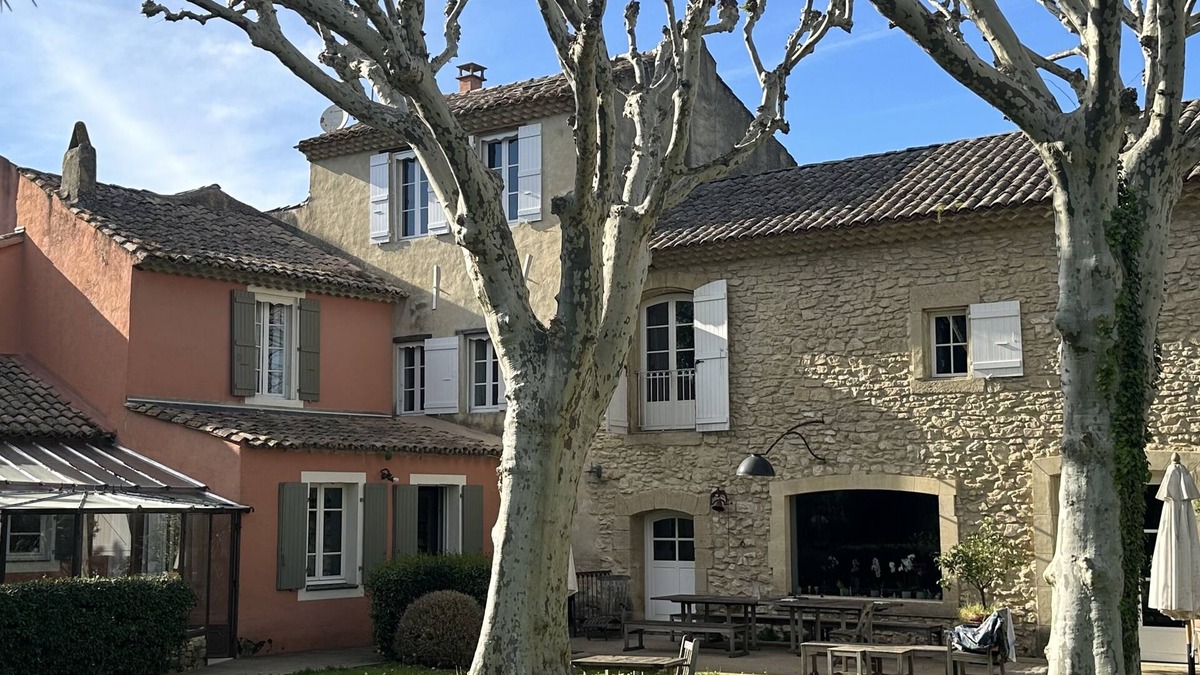 Caderousse House | House with heated pool, jacuzzi and sauna 15p